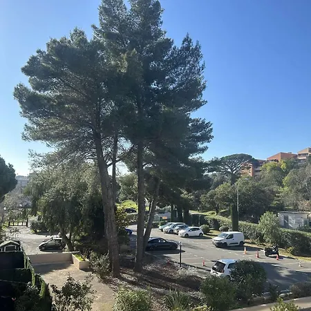 Avec Piscine, Parking Privatif, Loggia Et Acces A Pied - - Fr-1-226-534 *