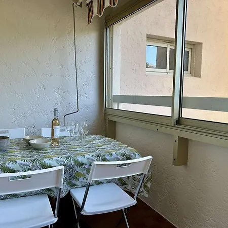 Avec Piscine, Parking Privatif, Loggia Et Acces A Pied - - Fr-1-226-534 * Sainte-Maxime