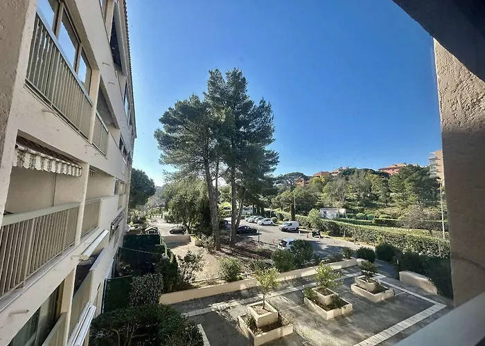 Avec Piscine, Parking Privatif, Loggia Et Acces A Pied - - Fr-1-226-534 Apartment *